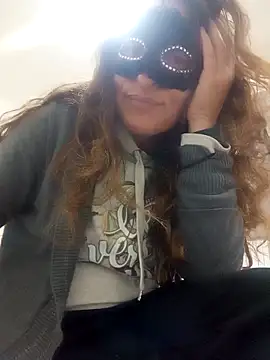 Giorgia13 online show from November 27, 2025, 4:51 pm