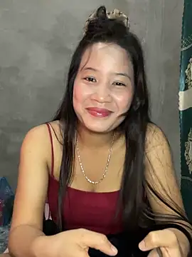-Huong-99 online show from February 9, 2026, 3:32 pm