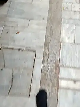 Unknown18cmxh online show from December 3, 2025, 9:31 am