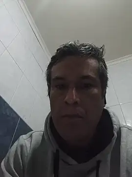 Snapshot of Riki121274 chatting on August 5, 2026, 3:00 am Riki121274 online show from August 5, 2026, 3:00 am
