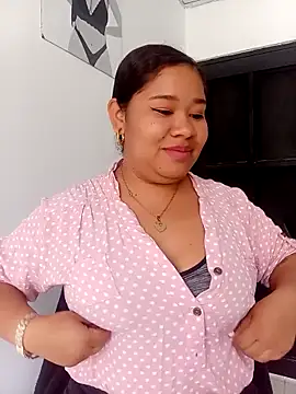 Sarahy- online show from November 11, 2025, 12:11 pm