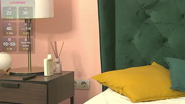 PlayfulArya online show from November 13, 2025, 6:34 pm