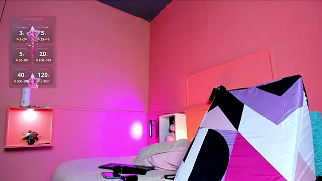 MATURE HARDCORE online show from November 14, 2025, 3:21 am