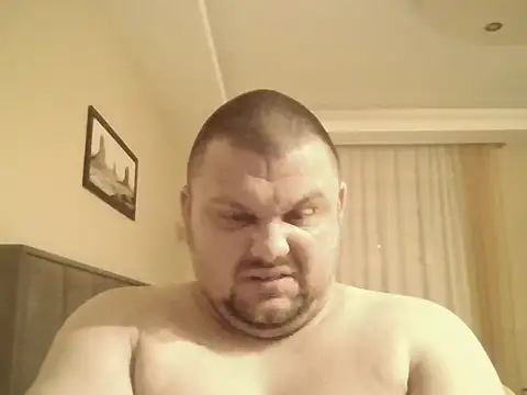 Snapshot of cyrex_monster chatting on January 17, 2026, 6:44 pm cyrex monster online show from January 17, 2026, 6:44 pm