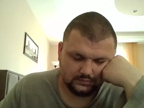 Snapshot of cyrex_monster chatting on February 8, 2026, 1:31 pm cyrex monster online show from February 8, 2026, 1:31 pm