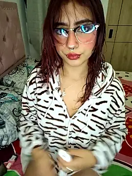 Snapshot of Sarah_Lark- chatting on January 18, 2026, 1:09 am Sarah Lark- online show from January 18, 2026, 1:09 am