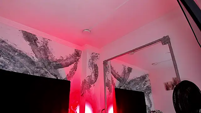 Snapshot of lilithDraven_ chatting on February 16, 2026, 4:00 am lilithDraven online show from February 16, 2026, 4:00 am