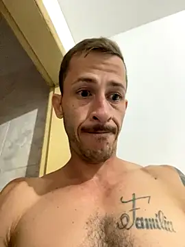 Lucasjandre online show from November 21, 2025, 9:58 pm