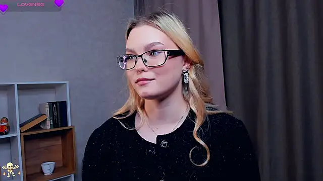 HyoGrodin online show from November 11, 2025, 5:13 am