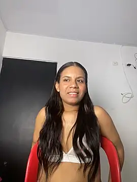 Snapshot of lineichun1708 chatting on November 13, 2025, 3:43 am lineichun1708 online show from November 13, 2025, 3:43 am