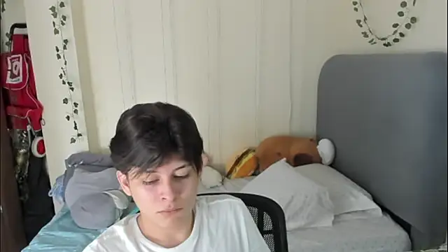 Snapshot of Felix_kitty chatting on February 24, 2026, 6:53 pm Felix kitty online show from February 24, 2026, 6:53 pm