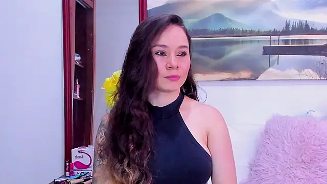 Snapshot of Aurora_Real chatting on February 16, 2026, 7:01 pm Aurora Real online show from February 16, 2026, 7:01 pm