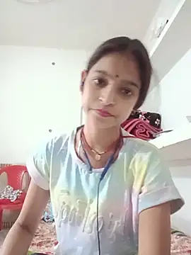 Snapshot of Mohnicute chatting on May 20, 2026, 10:34 am Mohnicute online show from May 20, 2026, 10:34 am