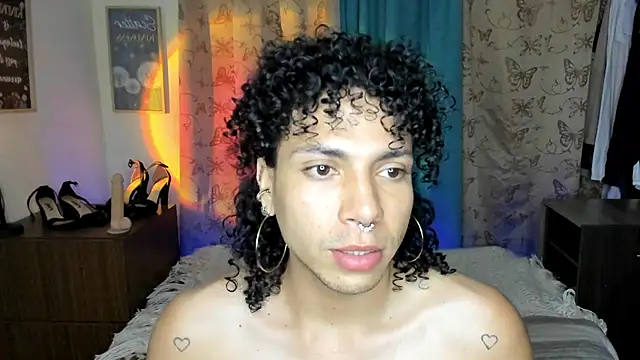 Angel White25 online show from March 27, 2026, 10:11 pm