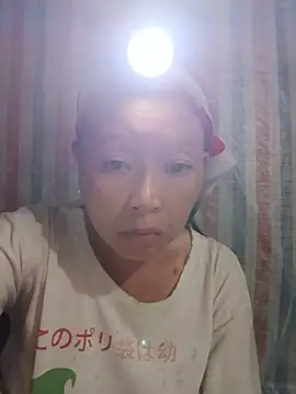 Snapshot of girl-hot2x chatting on July 4, 2026, 1:15 pm girl-hot2x online show from July 4, 2026, 1:15 pm