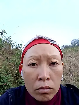 girl-hot2x online show from January 18, 2026, 10:18 am