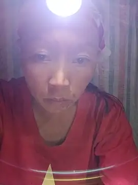 Snapshot of girl-hot2x chatting on June 19, 2026, 1:06 pm girl-hot2x online show from June 19, 2026, 1:06 pm