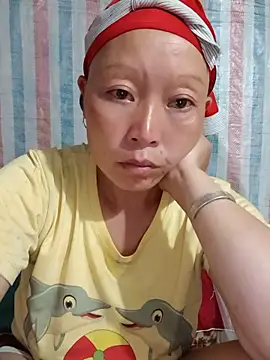 Snapshot of girl-hot2x chatting on June 16, 2026, 12:38 pm girl-hot2x online show from June 16, 2026, 12:38 pm