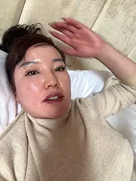 oo-shanshan online show from February 14, 2026, 3:07 am