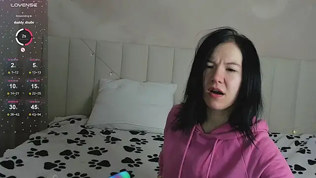 Lina Moony online show from February 4, 2026, 1:55 am