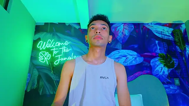 Snapshot of Imtavo chatting on January 18, 2026, 7:17 pm Imtavo online show from January 18, 2026, 7:17 pm