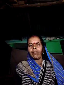 Snapshot of Hot_juli73 chatting on December 2, 2025, 3:47 pm Hot juli73 online show from December 2, 2025, 3:47 pm