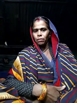 Neetujk online show from November 14, 2025, 4:21 pm