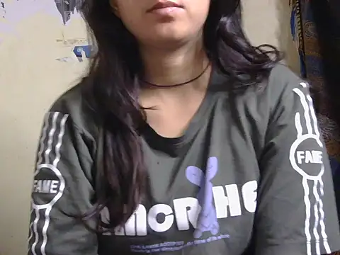 Snapshot of Anika_Singh chatting on February 6, 2026, 2:40 am Anika Singh online show from February 6, 2026, 2:40 am