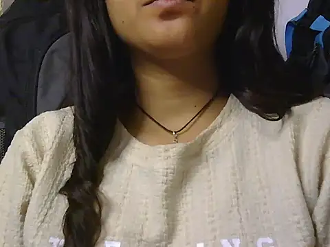 Snapshot of Anika_Singh chatting on February 12, 2026, 3:39 am Anika Singh online show from February 12, 2026, 3:39 am