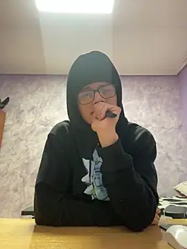 Cooof col online show from December 21, 2025, 12:18 pm