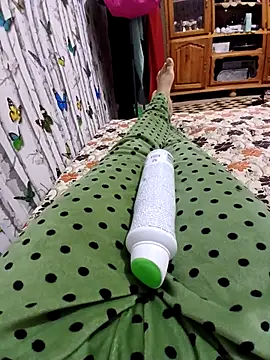 Tota sexi online show from May 11, 2026, 2:45 pm