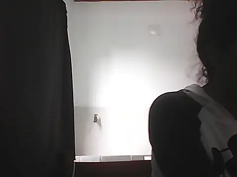 isel  online show from November 29, 2025, 12:38 pm