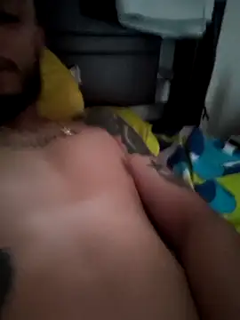 mohamedkarimm online show from December 16, 2025, 2:21 pm