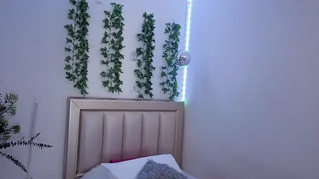 Iamnyxy online show from January 12, 2026, 1:07 pm