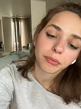 yoyogirlx online show from July 26, 2026, 3:02 am