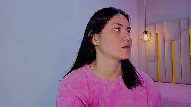 Brandy collinss online show from April 2, 2026, 11:17 am