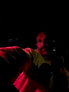 Snapshot of VendedLunching chatting on February 9, 2026, 5:49 am VendedLunching online show from February 9, 2026, 5:49 am