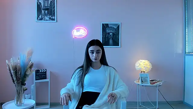 Snapshot of TovaNicometo chatting on November 16, 2025, 8:19 am TovaNicometo online show from November 16, 2025, 8:19 am