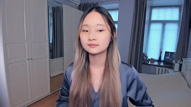 Snapshot of JadaShires chatting on November 15, 2025, 10:19 am JadaShires online show from November 15, 2025, 10:19 am