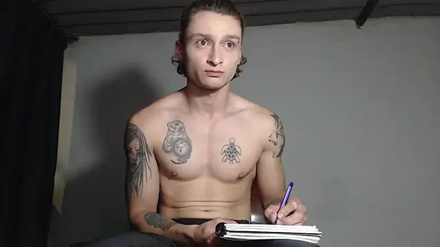 ArthurPhoenixx online show from November 15, 2025, 5:11 am