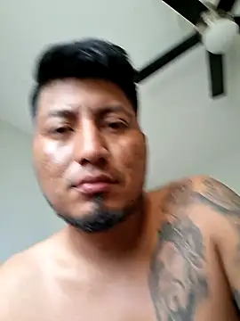 70Lopez online show from November 12, 2025, 3:27 pm