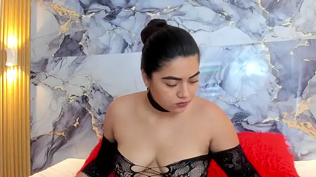 Emmaa 09  online show from November 26, 2025, 7:58 pm