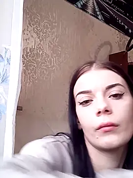 JhonSHelBy7LuNa online show from February 16, 2026, 8:57 am