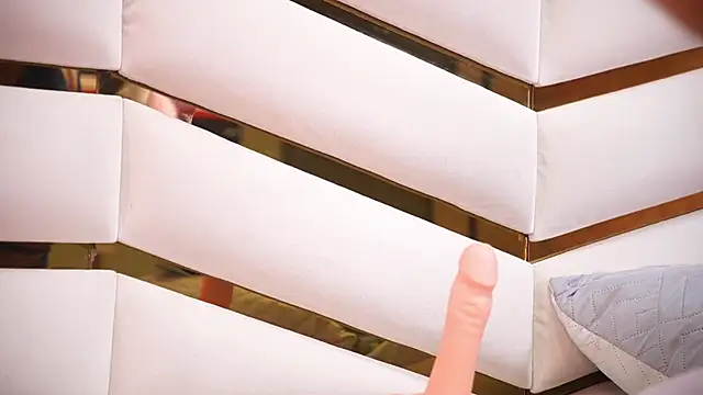 Snapshot of Caroline_palmerr chatting on February 21, 2026, 7:16 pm Caroline palmerr online show from February 21, 2026, 7:16 pm