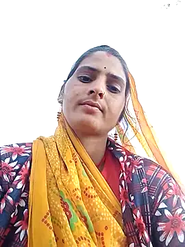 Snapshot of Nelug chatting on November 17, 2025, 7:01 am Nelug online show from November 17, 2025, 7:01 am