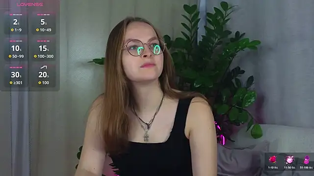 MadisonSmitt online show from November 27, 2025, 5:08 am