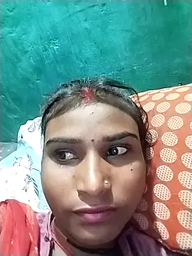 Big Lovexx online show from April 15, 2026, 4:44 pm