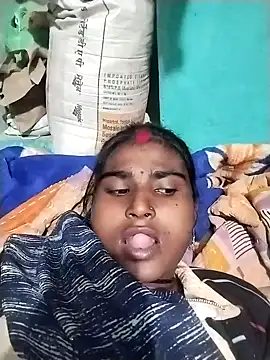 Big Lovexx online show from February 20, 2026, 6:32 pm