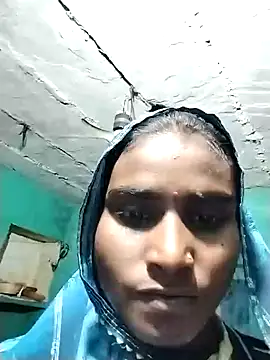 Big Lovexx online show from February 13, 2026, 4:29 pm