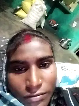 Big Lovexx online show from November 18, 2025, 6:00 pm